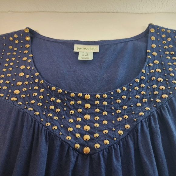 Motherhood Maternity Blue Sleeveless Top With Gold Studded Neckline Size XL - Picture 3 of 8